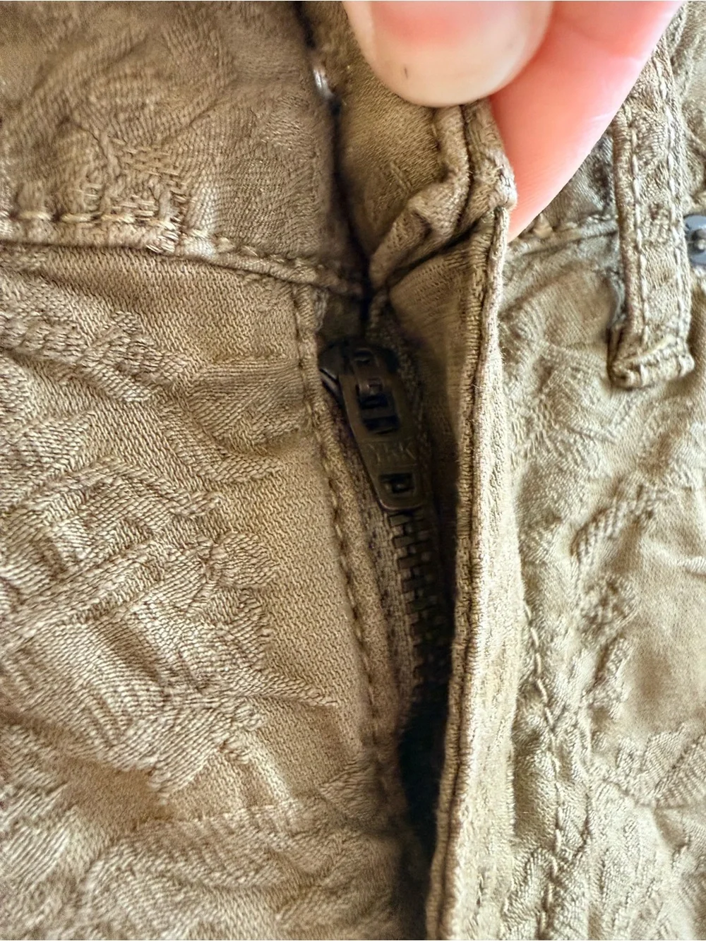 Free People Textured Jacquard Lace Skinny Jeans Brown size 25 / US size 2